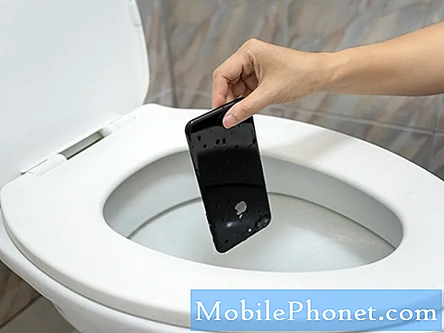 Как починить мокрый Galaxy S9 + (телефон поврежден водой), который не включается
