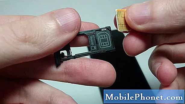 Cách lắp hoặc tháo thẻ SD trên Galaxy Tab A
