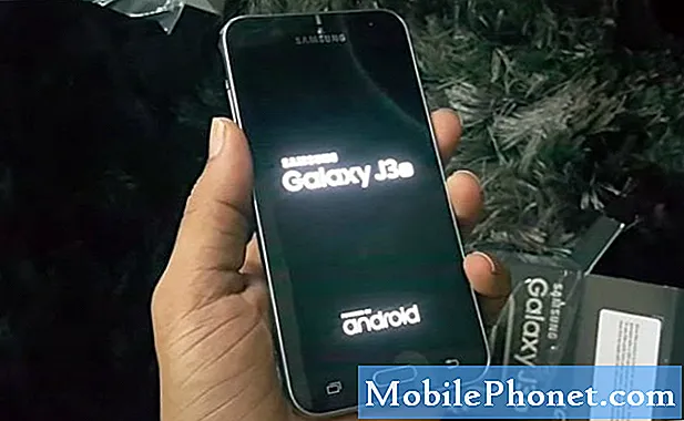 Samsung Galaxy J3 fastnar på startskärmen efter omstart av felsökningsguiden