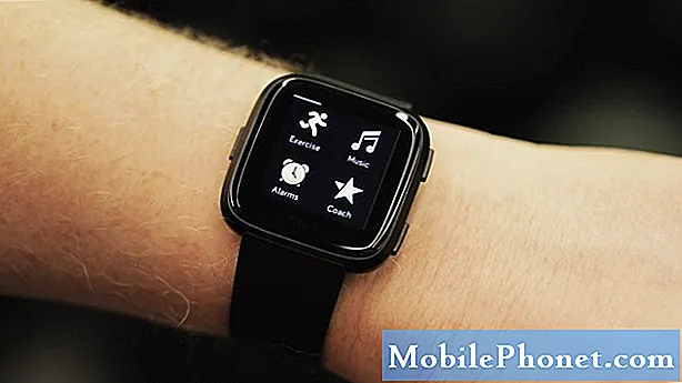 Najlepšie inteligentné hodinky Ticwatch Pro vs Fitbit Versa 2020