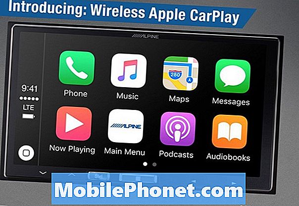 Nové stereo stereo zařízení dává kupujícím bezdrátové Apple CarPlay