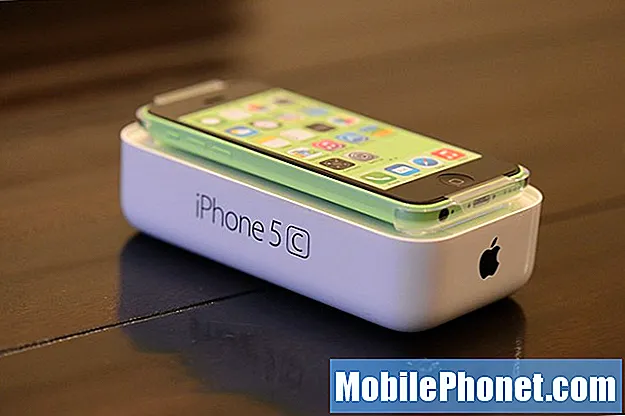 iPhone 5c i salg til halv pris på Radio Shack