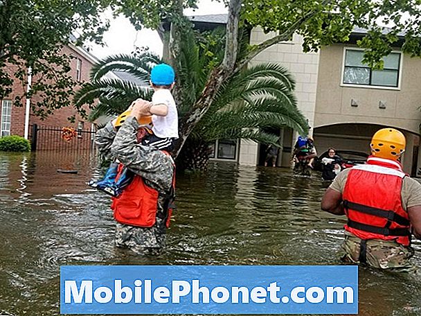 Beste manier om Hurricane Harvey Houston Flood Victims te helpen