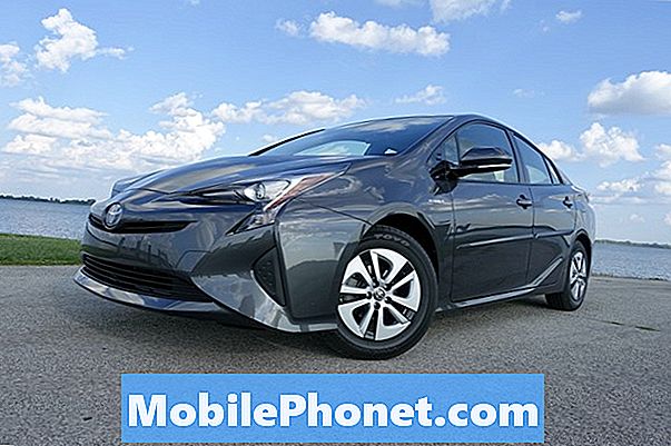 Revisión de Toyota Prius 2016 - Artículos