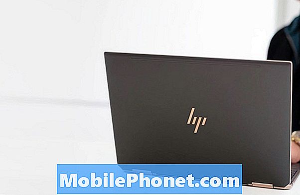 HP Spectre x360 ตัวไหนที่จะซื้อ