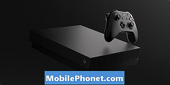 Xbox One X vs PS4 Pro: Mana yang lebih baik untuk 4K?