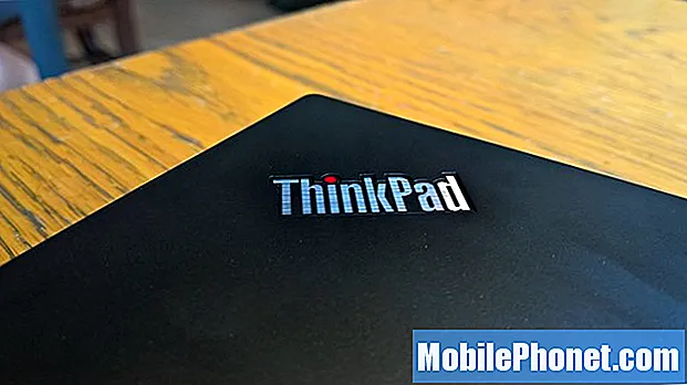 Lenovo ThinkPad X1 Carbon (2016) Pregled: brezhibna izvedba
