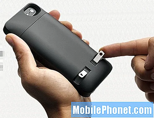 Examen de l'étui Prong PocketPlug: charge l'iPhone 5s avec une prise à l'arrière