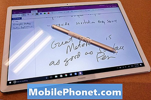 Huawei MateBook apskats: ja iPad un virsma ir pievienota